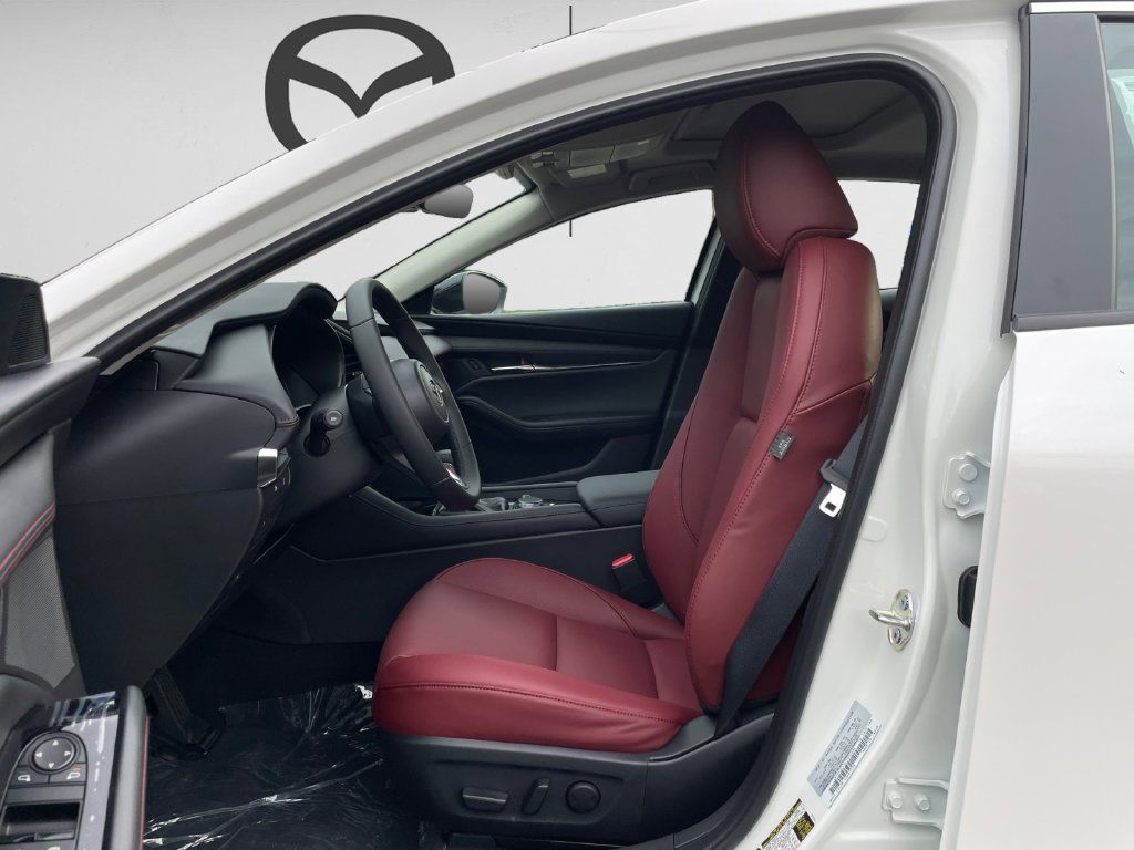 New 2026 MAZDA MAZDA3 Carbon AWD/4WD image 8