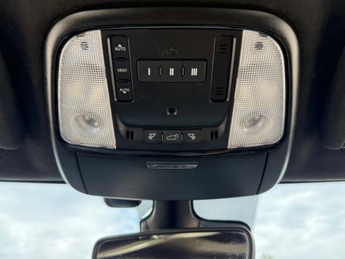 Used 2022 Dodge Durango R/T image 34