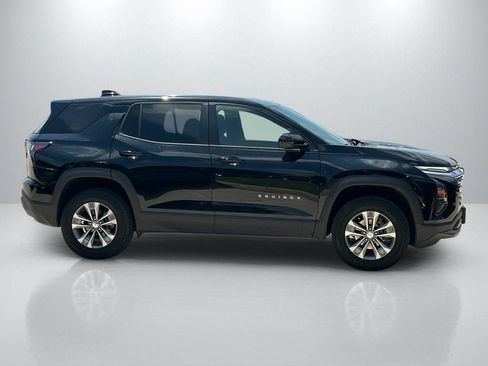 Used 2026 Chevrolet Equinox LT FWD image 4