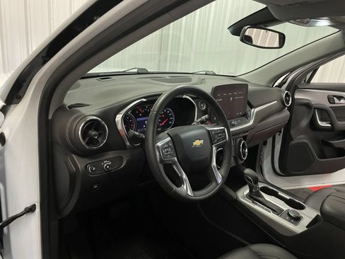 Used 2023 Chevrolet Blazer LT FWD image 36
