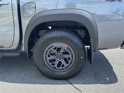 Certified 2025 Nissan Frontier PRO-4X w/ Pro Convenience Package image 20