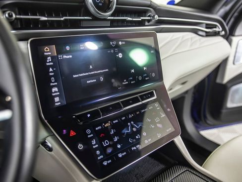 Used 2023 Maserati Grecale Modena AWD/4WD image 33