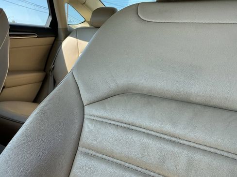 Used 2014 Ford Fusion SE w/ Equipment Group 202A FWD image 13