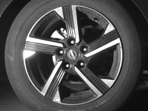 Used 2025 Nissan Sentra SV FWD image 15