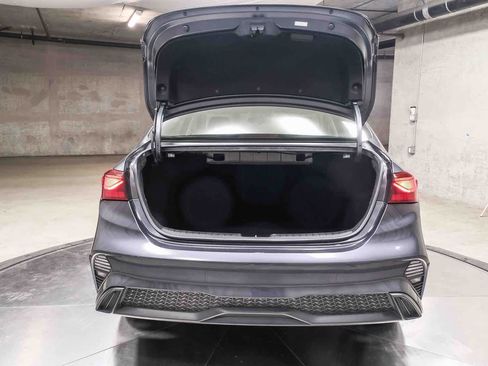 Used 2024 Kia Forte LXS w/ LXS Technology Package FWD image 31