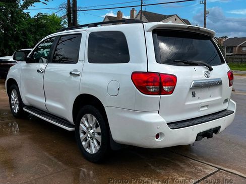 Used 2011 Toyota Sequoia Platinum RWD image 10