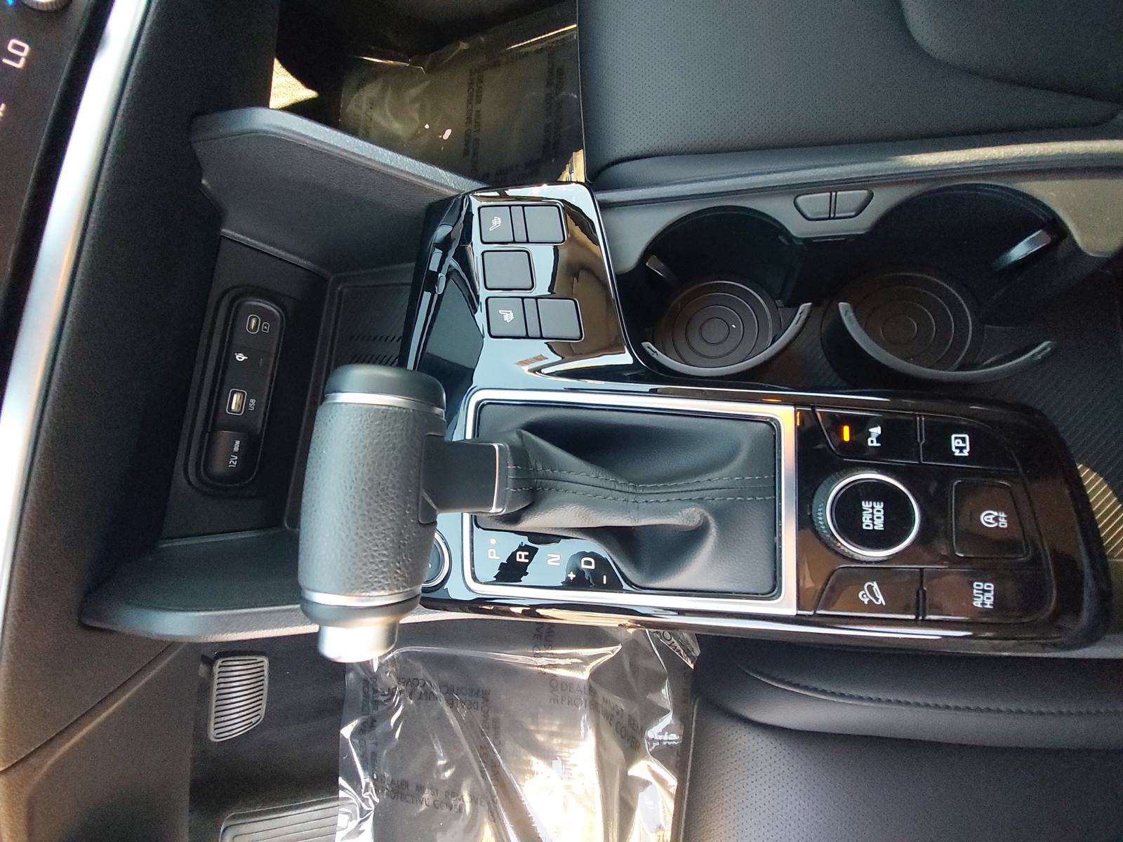 Used 2024 Kia Sportage EX FWD image 24
