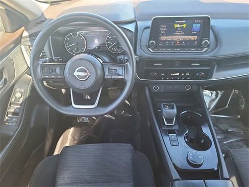 Certified 2023 Nissan Rogue SV image 9