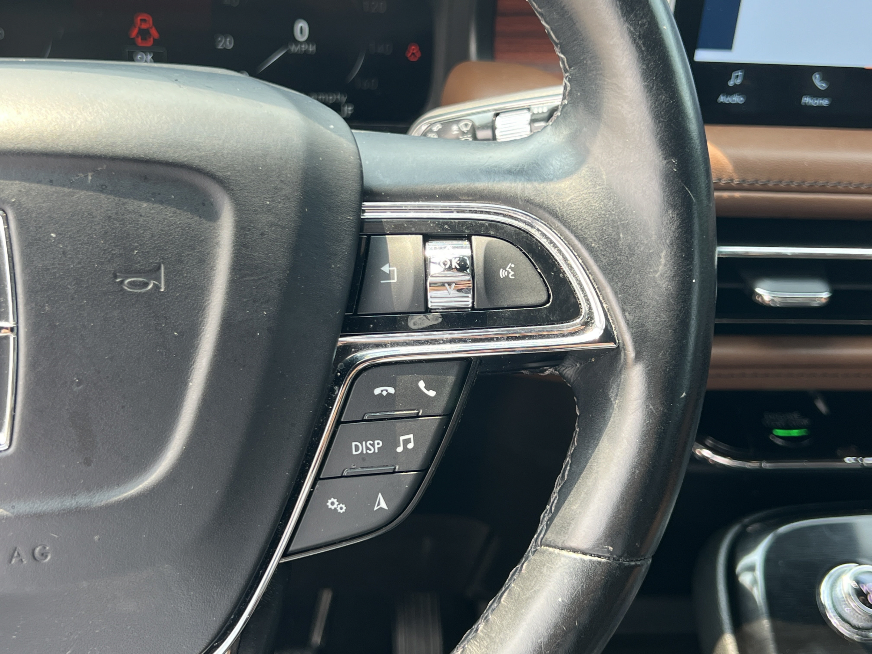 Used 2022 Lincoln Nautilus Reserve FWD image 12