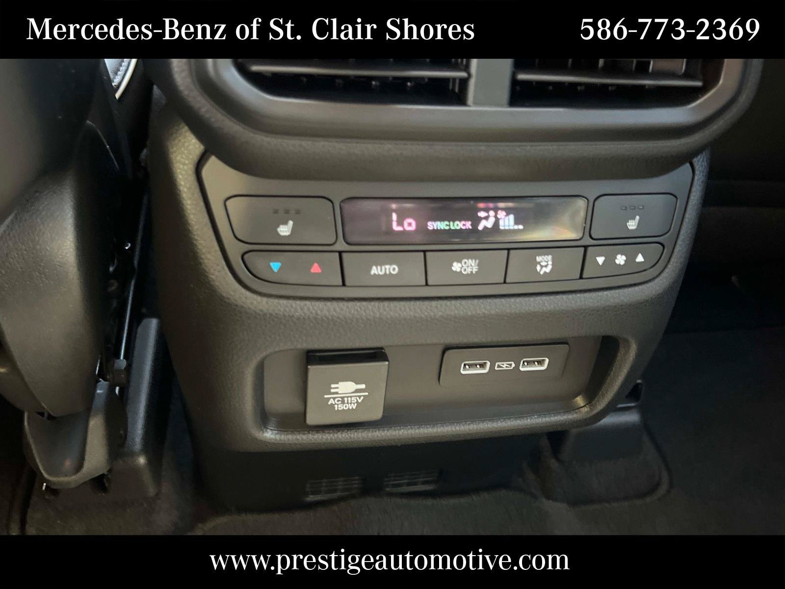 Used 2023 Honda Pilot Elite image 19