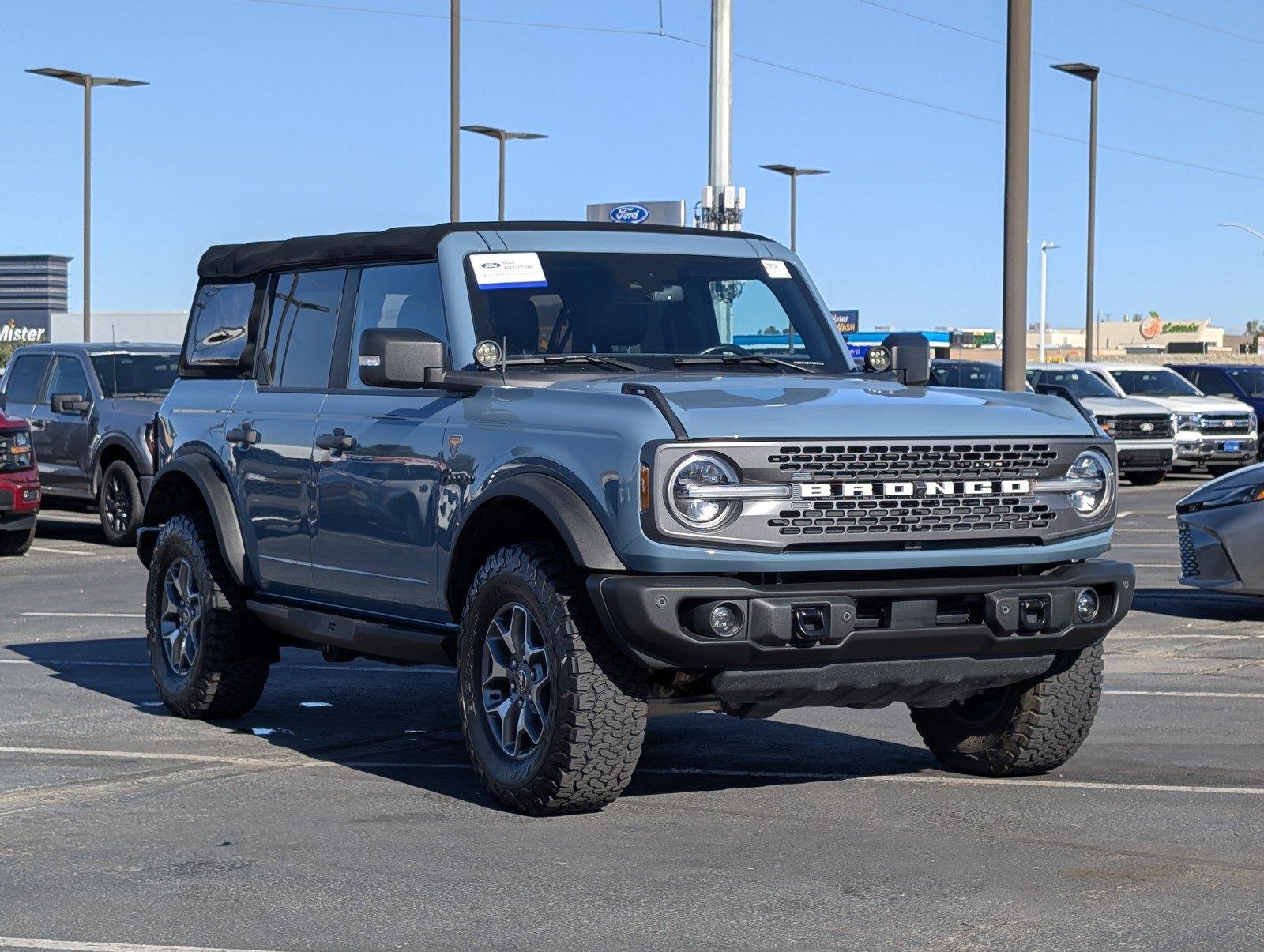 Certified 2022 Ford Bronco 4-Door AWD/4WD image 4