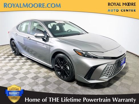 Certified 2025 Toyota Camry XSE FWD image 1