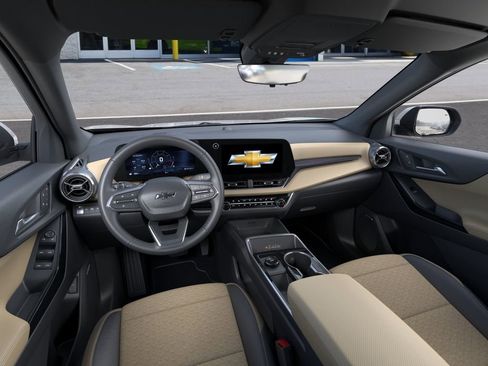 New 2026 Chevrolet Equinox ACTIV w/ Convenience Package III AWD/4WD image 15