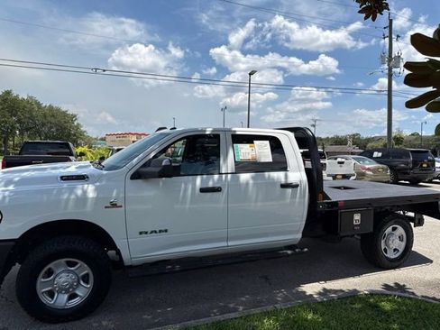 Used 2022 RAM 2500 Tradesman AWD/4WD image 4