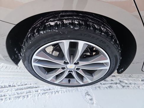 Used 2024 Chevrolet Malibu LT image 15