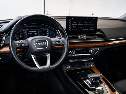 Certified 2022 Audi Q5 2.0T Premium Plus w/ Premium Plus Package image 4