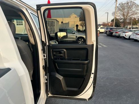 Used 2018 RAM 1500 Tradesman w/ Protection Group image 24