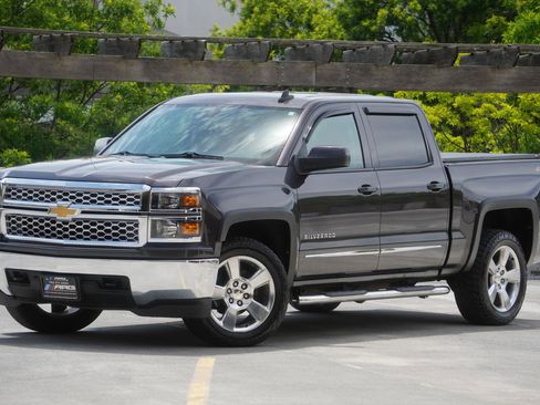 Used 2015 Chevrolet Silverado 1500 LT AWD/4WD image 3