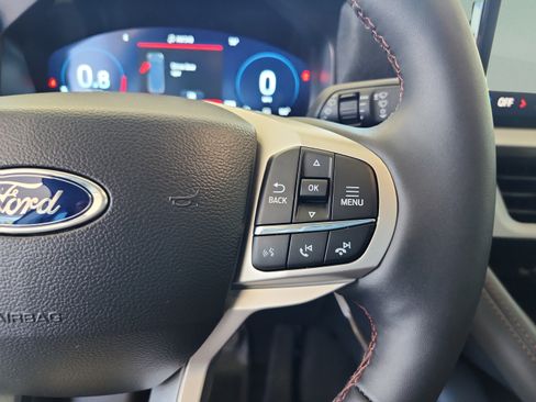 New 2026 Ford Explorer Active w/ Active Comfort Package RWD image 26