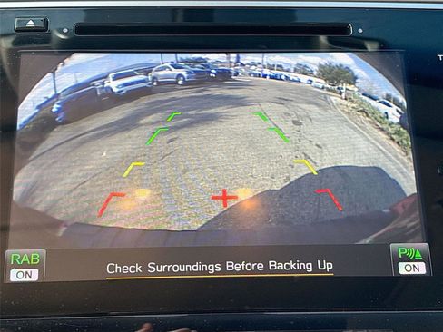 Used 2019 Subaru Outback 2.5i Limited image 14