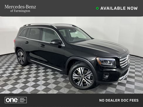 Used 2026 Mercedes-Benz GLB 250 4MATIC image 1