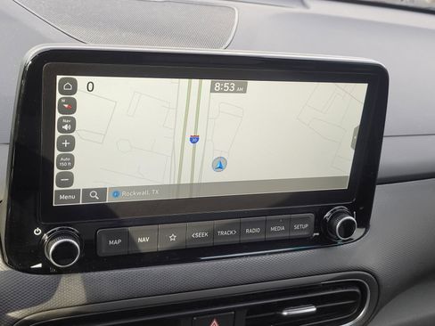 Used 2023 Hyundai Kona Limited image 11