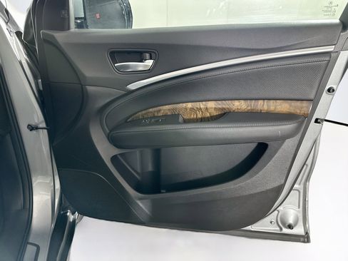 Used 2019 Acura MDX FWD w/ Technology Package image 35