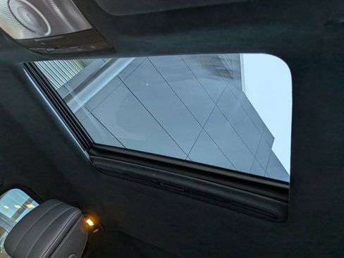 Used 2022 Mercedes-Benz G 550 image 13