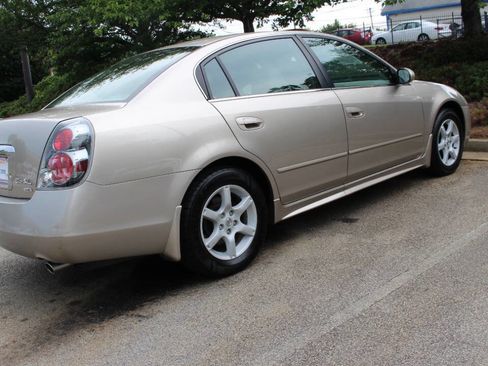 Used 2006 Nissan Altima 3.5 SL image 7