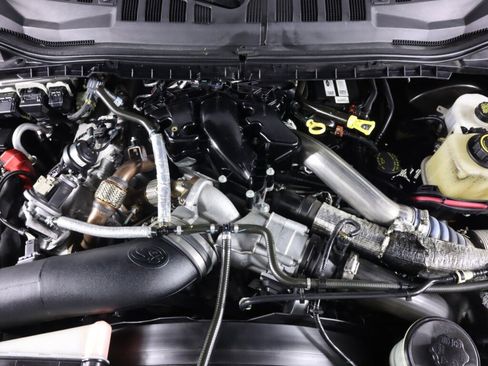 Used 2017 Ford F250 Lariat w/ FX4 Off-Road Package image 50