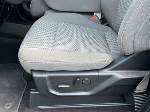 Used 2019 Ford F150 XLT w/ Equipment Group 302A Luxury AWD/4WD image 23