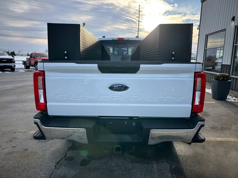 Used 2023 Ford F350 XL w/ Snow Plow Prep Package image 4