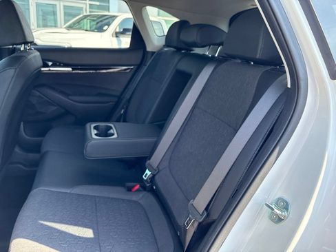 Used 2024 Kia Seltos S AWD/4WD image 17