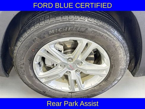 Used 2024 GMC Terrain SLE w/ Driver Convenience Package image 30