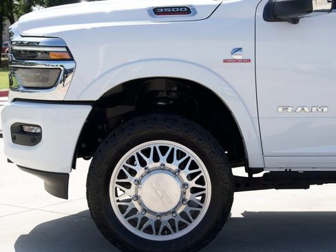 Used 2025 RAM 3500 Longhorn AWD/4WD image 5