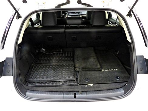 Used 2016 Lexus CT 200h FWD image 13