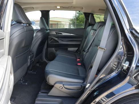 Certified 2023 INFINITI QX60 Luxe AWD/4WD image 18