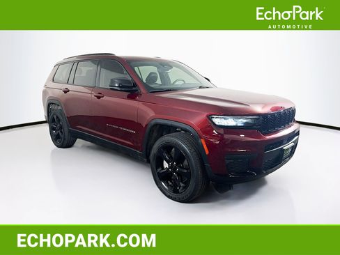 Used 2023 Jeep Grand Cherokee L Laredo image 1