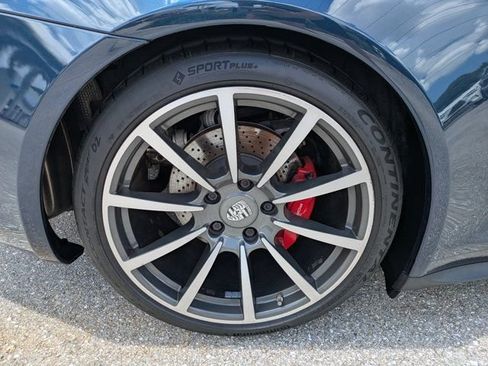 Used 2015 Porsche 911 Targa 4S w/ Sport Chrono Package AWD/4WD image 11