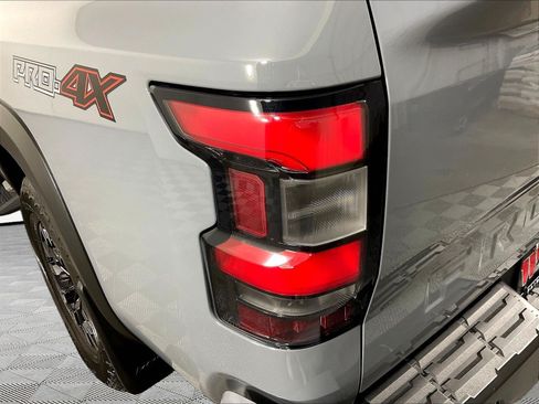 Used 2024 Nissan Frontier PRO-4X w/ Off-Road Protection Package AWD/4WD image 22