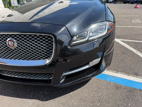 Used 2016 Jaguar XJ L Supercharged RWD image 6