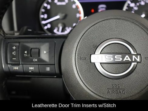 Used 2023 Nissan Rogue SV w/ SV Premium B Package FWD image 8