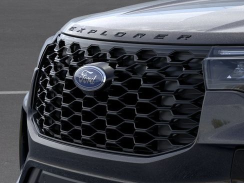 New 2026 Ford Explorer ST-Line w/ ST-Line Street Pack RWD image 17