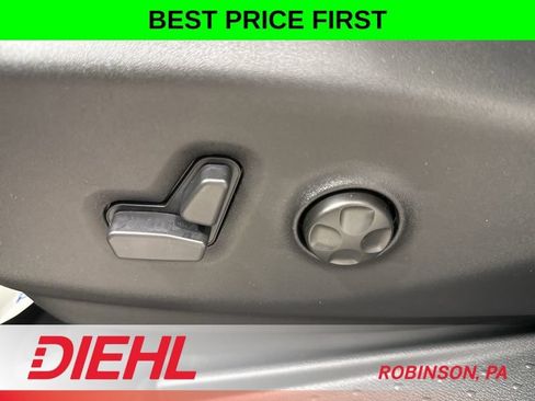 New 2026 Chrysler Pacifica Limited w/ S Appearance Package AWD/4WD image 25