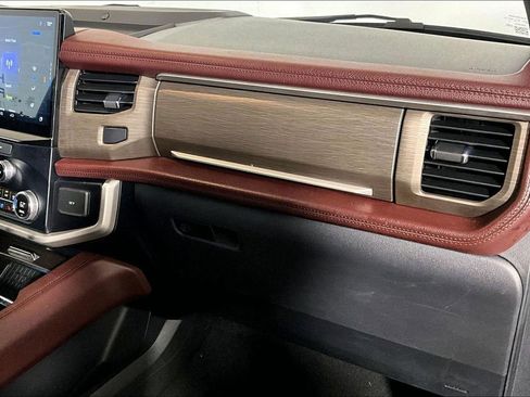 Certified 2024 Ford Expedition Max Limited image 12