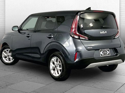 Certified 2025 Kia Soul LX w/ LX Technology Package FWD image 11