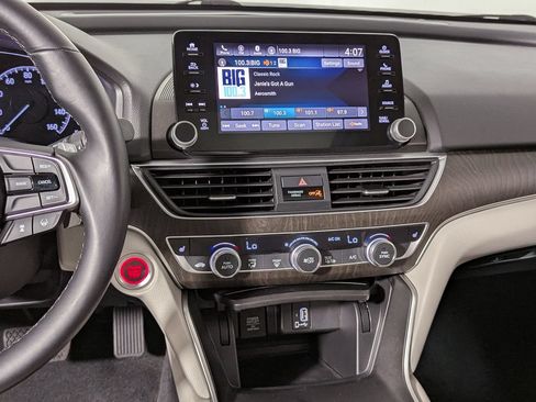 Used 2018 Honda Accord EX-L image 38