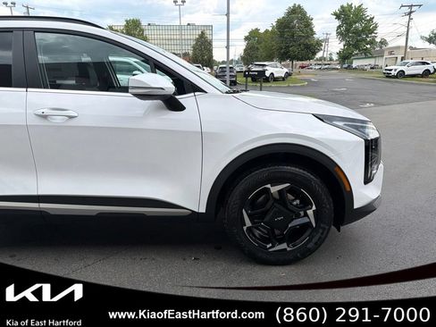 New 2026 Kia Sportage EX w/ EX Panorama Roof Package AWD/4WD image 6