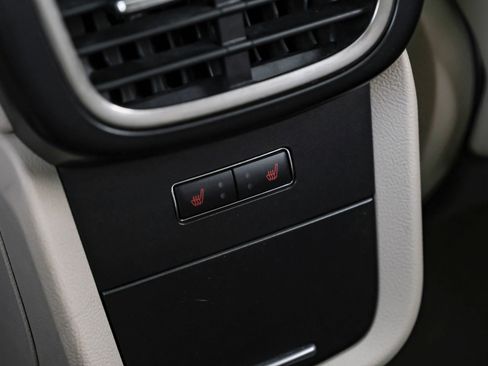 Used 2019 Lincoln Nautilus Reserve image 37