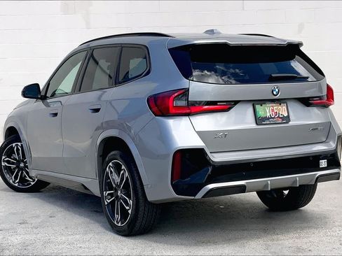 Used 2023 BMW X1 xDrive28i AWD/4WD image 4